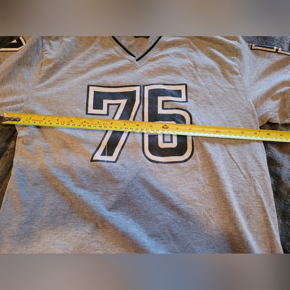 🌻 3 for $15. Cedarwood State mens tshirt. Size 38. - Picture 3 of 4